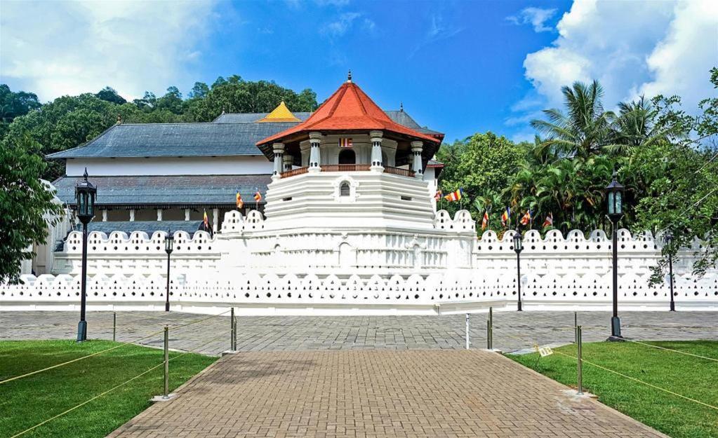 Hotel Suisse Kandy Dış mekan fotoğraf