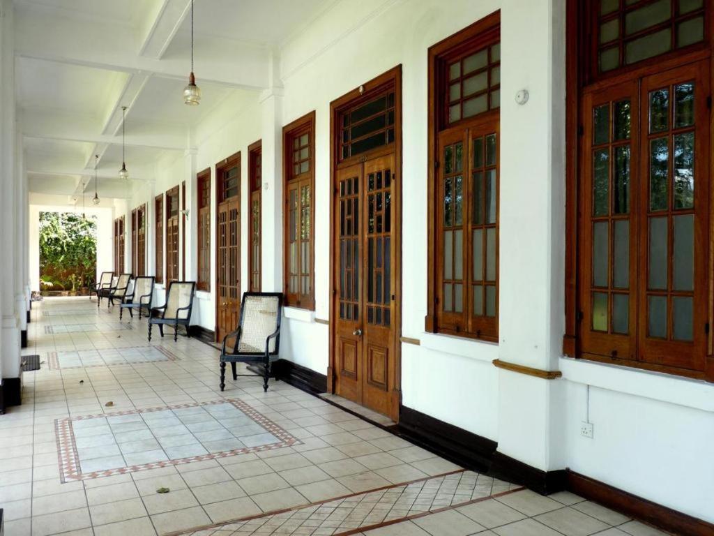 Hotel Suisse Kandy Dış mekan fotoğraf